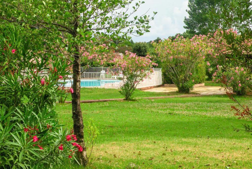 Апарт отель Complesso Residenziale Marina Di Pinarello Пинареллу Экстерьер фото